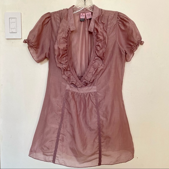 love on a hanger Tops - ‼️LAST CHANCE, will be donating soon